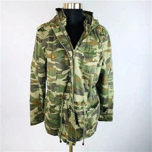 New look Medium camo jacket with hood